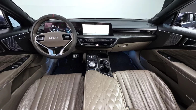Kia K8