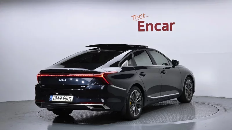Kia K8