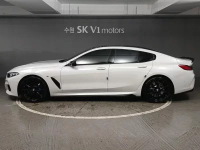 BMW 8-Series
