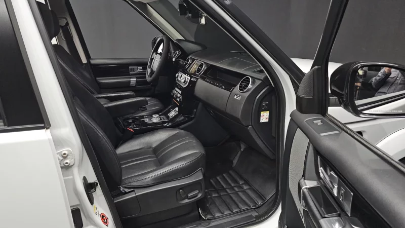 Land Rover DISCOVERY