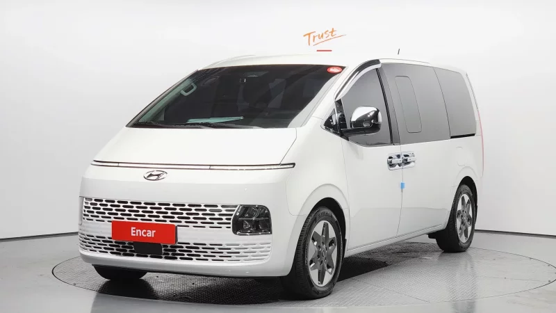 Hyundai Staria