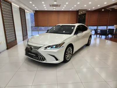 Lexus ES300h