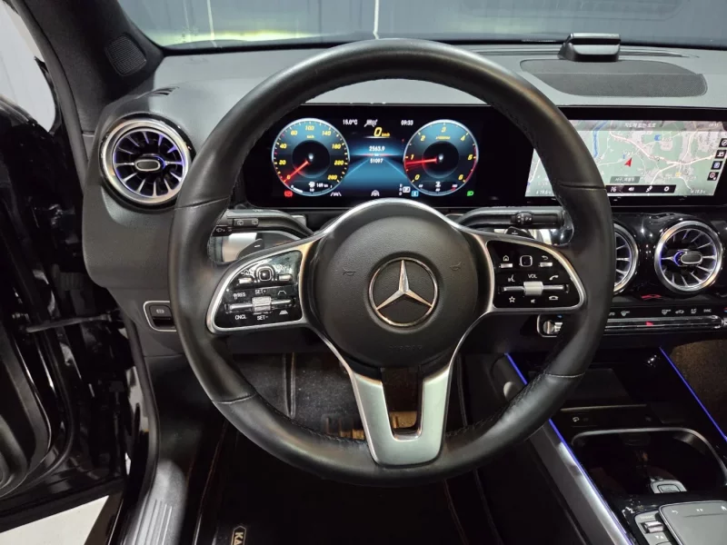 Mercedes-Benz GLB-Class