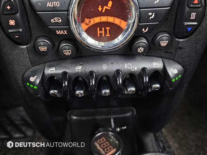 MINI Cooper Convertible