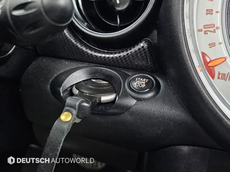 MINI Cooper Convertible