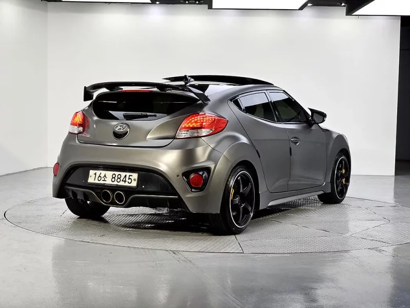 Hyundai Veloster