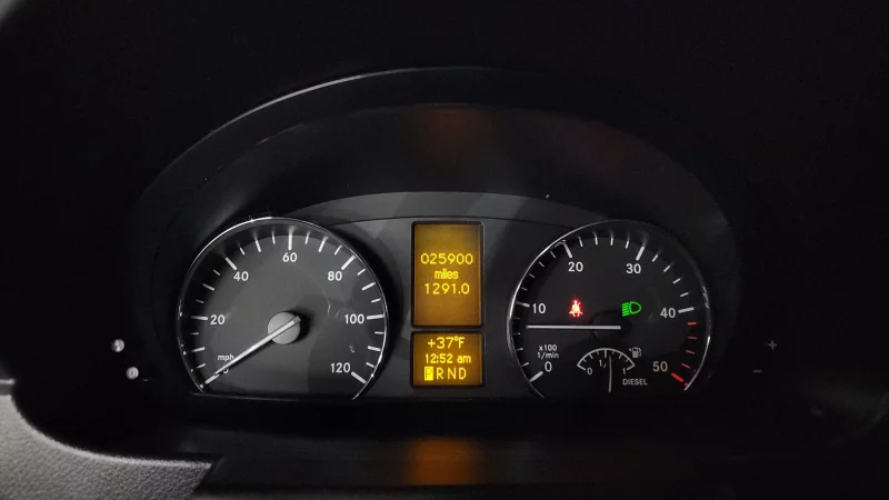 Mercedes-Benz SPRINTER