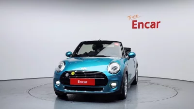 MINI Cooper Convertible
