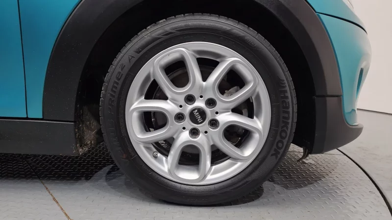 MINI Cooper Convertible