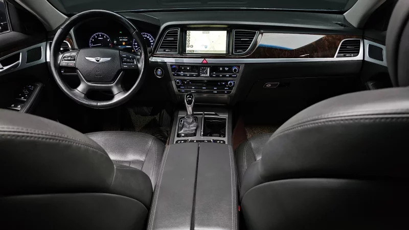 Hyundai Genesis