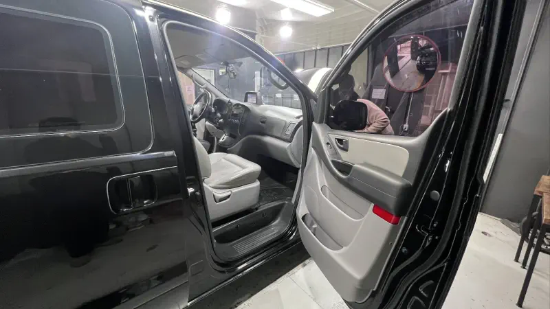 Hyundai Grand Starex
