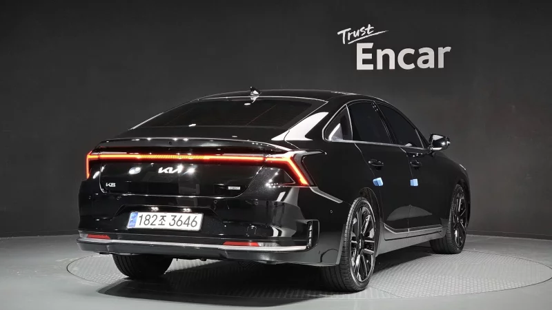Kia K8