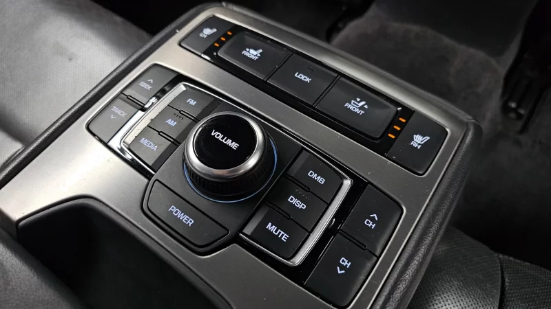 Hyundai Genesis