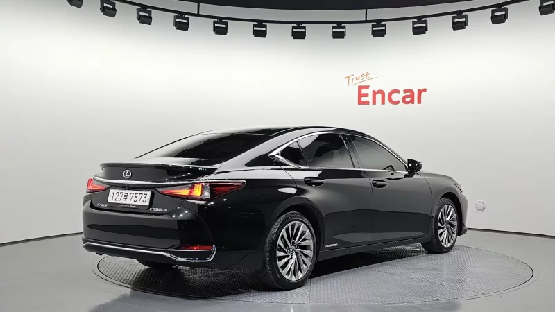 Lexus ES300h