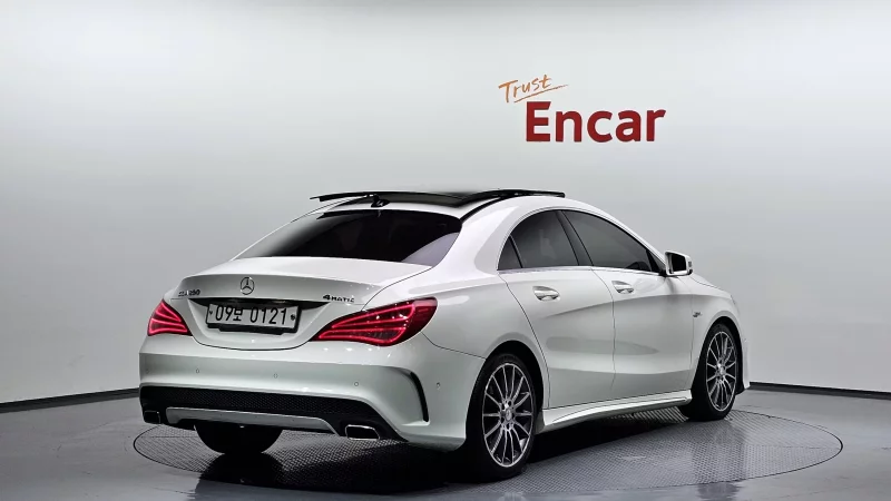 Mercedes-Benz CLA-Class