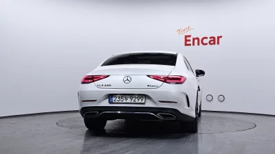 Mercedes-Benz CLS-Class