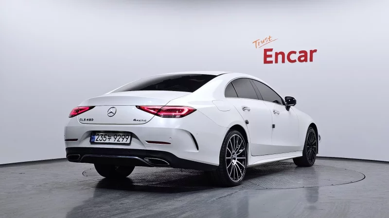 Mercedes-Benz CLS-Class