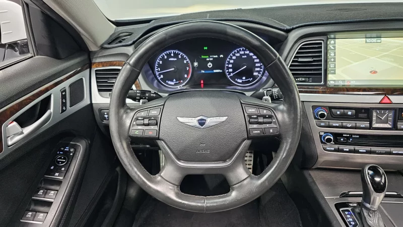 Hyundai Genesis