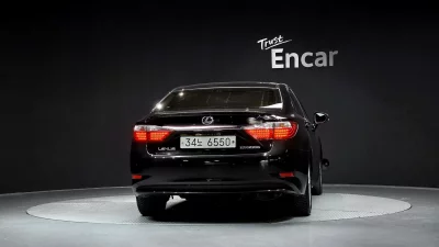 Lexus ES300h