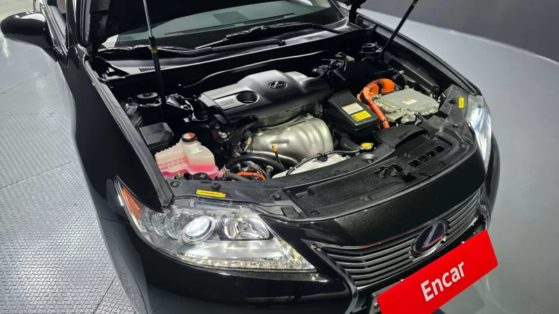 Lexus ES300h