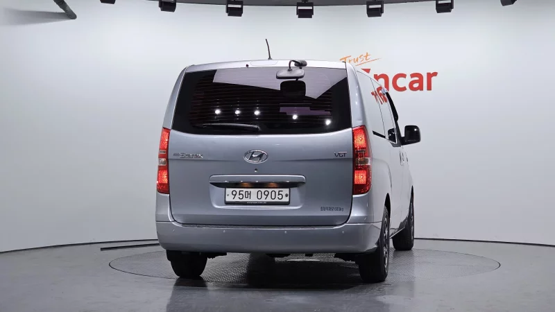 Hyundai Grand Starex