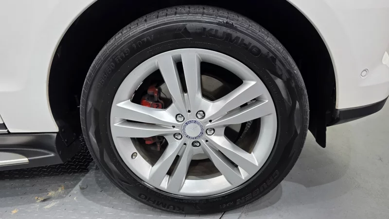 Mercedes-Benz M-class