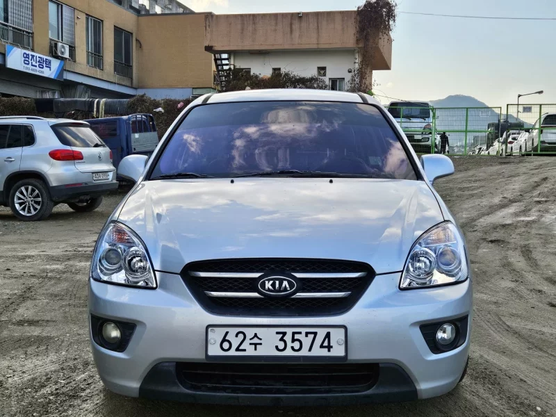 Kia Carens