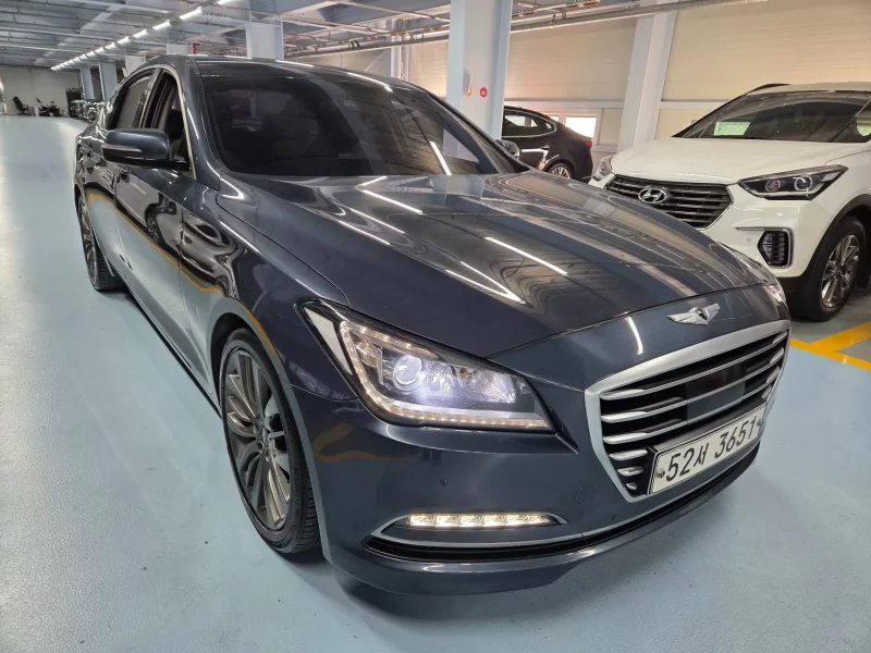Hyundai Genesis