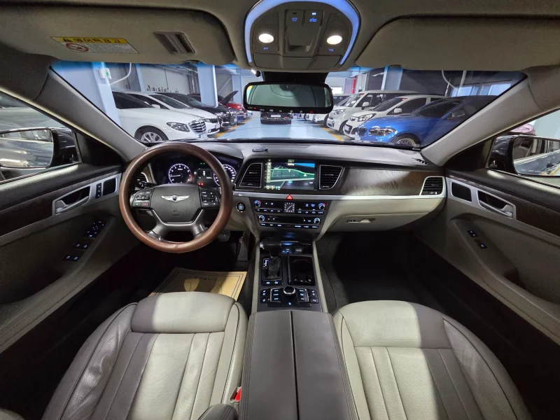 Hyundai Genesis