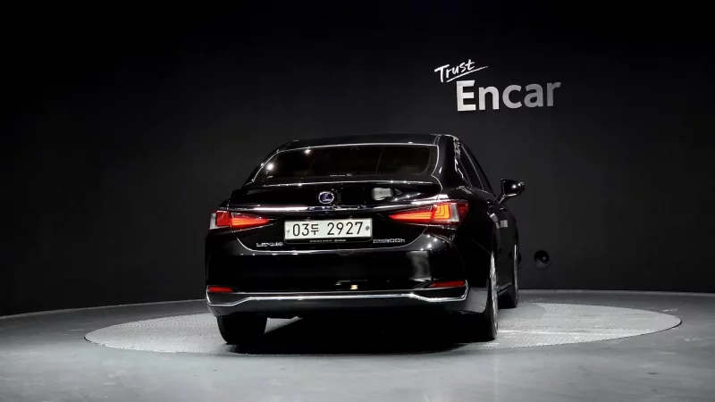 Lexus ES300h