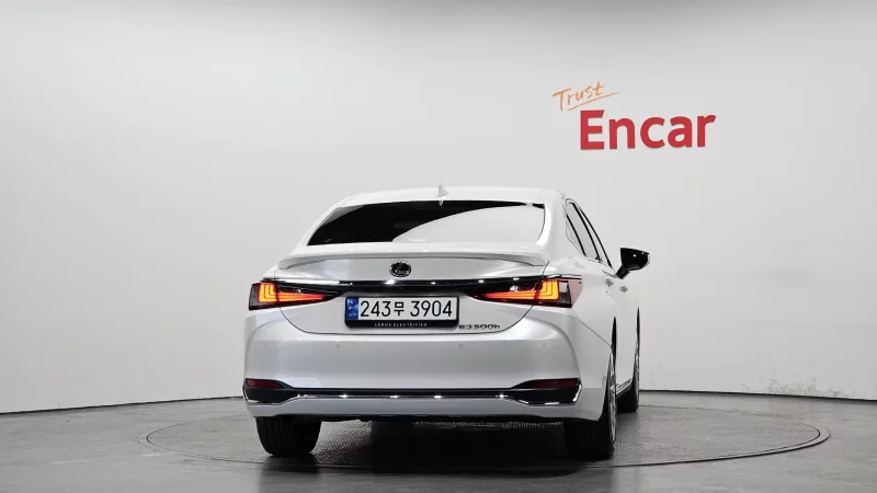 Lexus ES300h