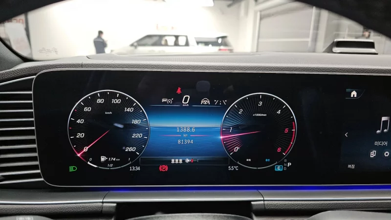 Mercedes-Benz GLE-Class