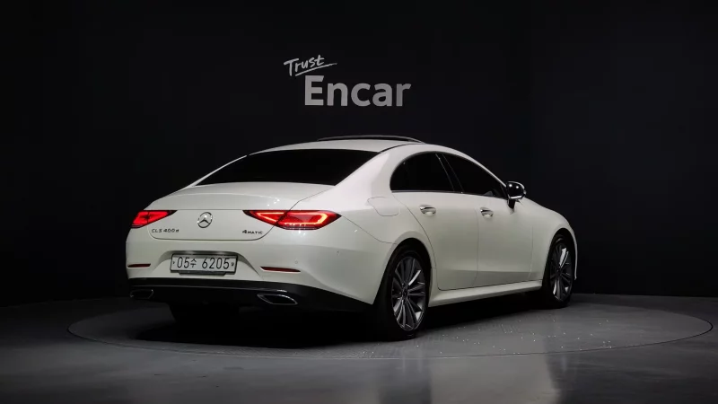 Mercedes-Benz CLS-Class