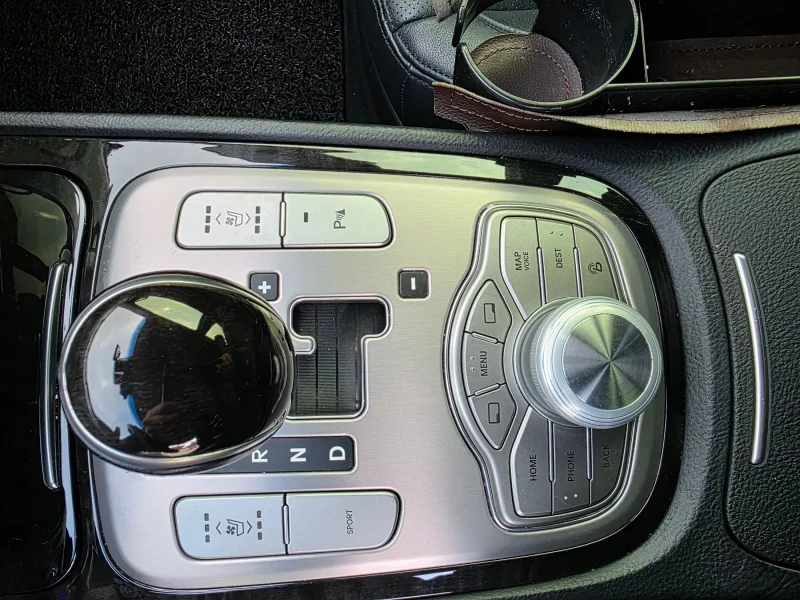 Hyundai Genesis