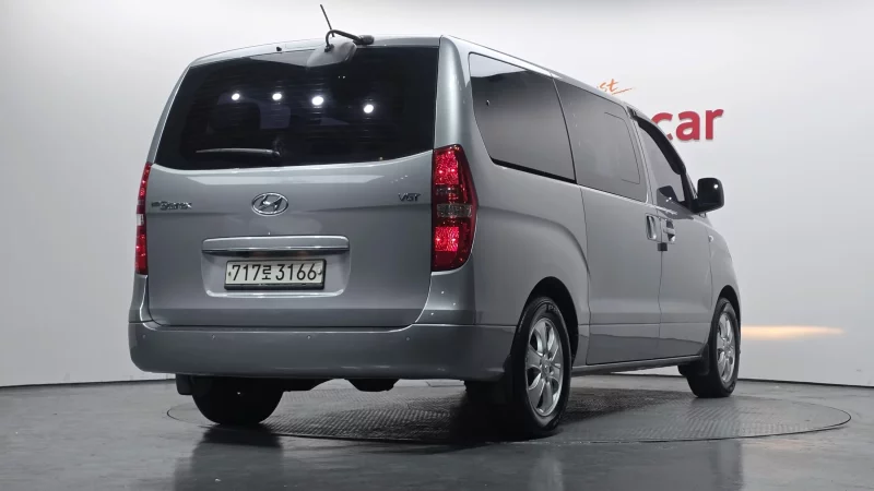 Hyundai Grand Starex