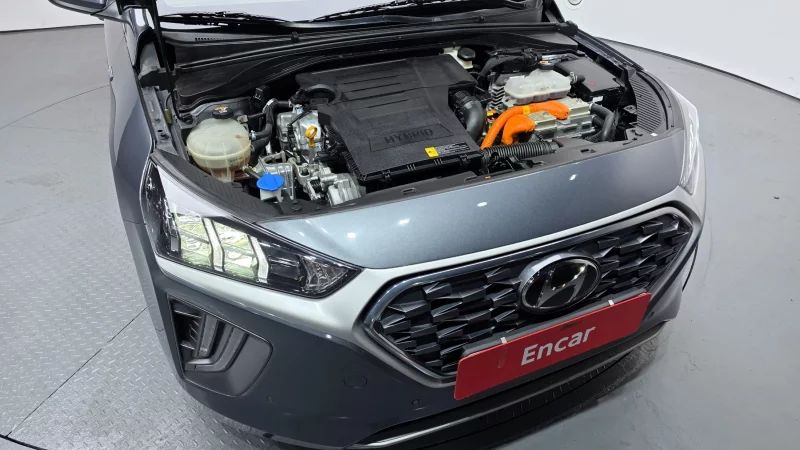 Hyundai Ioniq