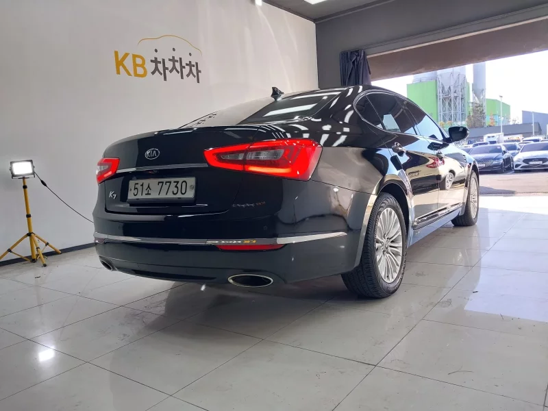 Kia K7