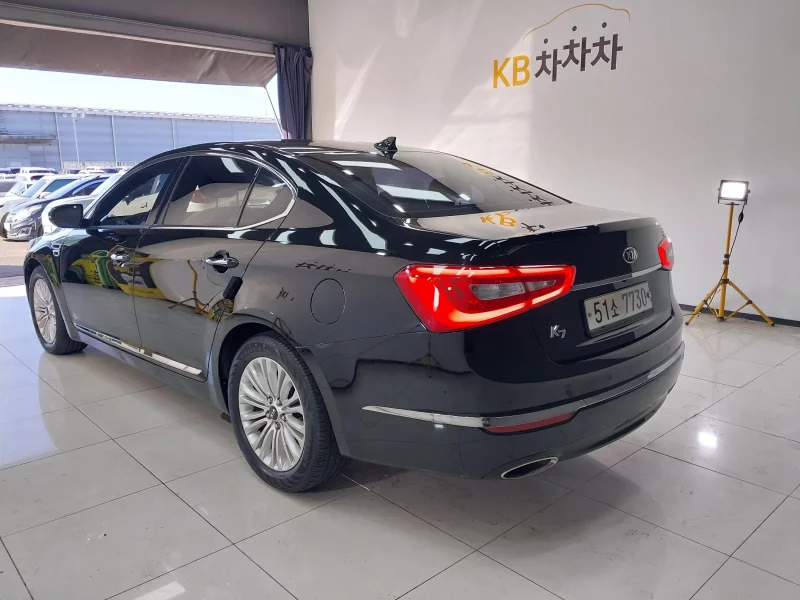 Kia K7