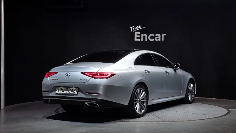 Mercedes-Benz CLS-Class