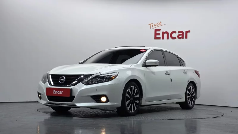 Nissan Altima