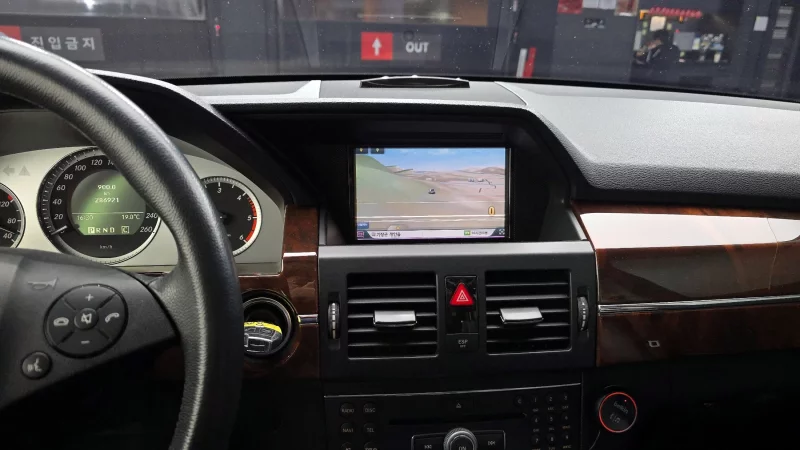 Mercedes-Benz GLK-Class