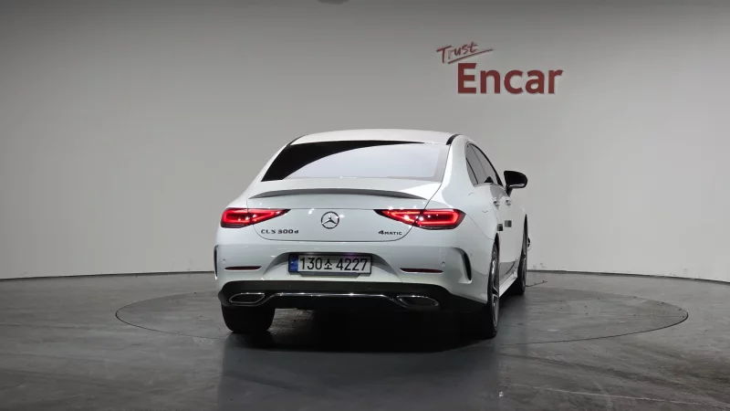 Mercedes-Benz CLS-Class