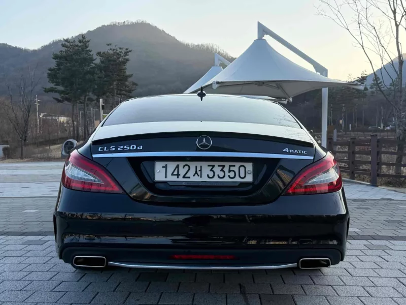 Mercedes-Benz CLS-Class
