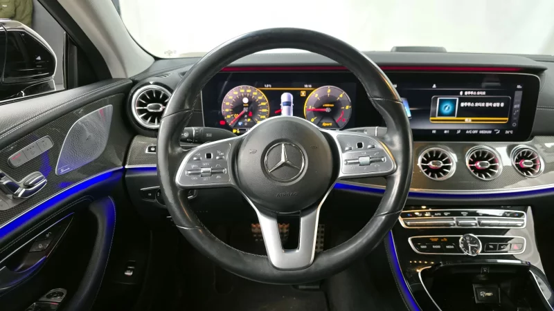 Mercedes-Benz CLS-Class