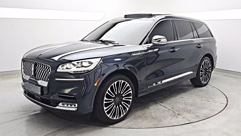 Lincoln AVIATOR