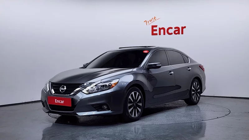 Nissan Altima