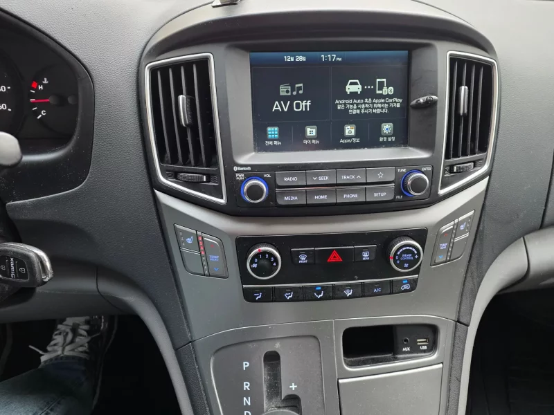 Hyundai Grand Starex