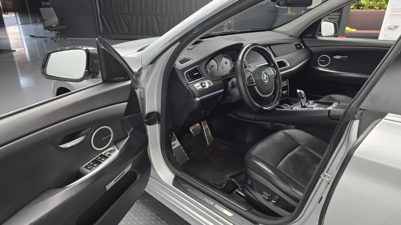 BMW 5-Series Gran Turismo