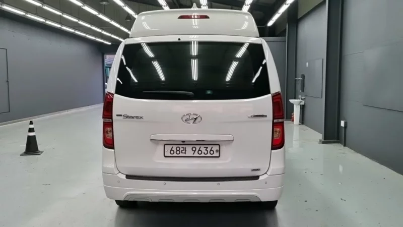 Hyundai Grand Starex