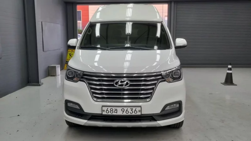 Hyundai Grand Starex